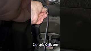 Playing Cubivore On Gamecube In A Nissan Cube | Console Collector #sundayshorts