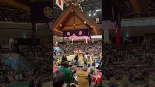 Sumo wrestlers before the battles.  #tokyo # sumo # japan