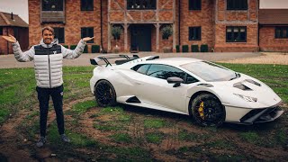 Doughnuts in my brand new Lamborghini Huracan STO!