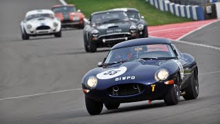 LE MANS CLASSIC 2018 GRID 4 RACE 1 JAGUAR E TYPES-FORD GT40S-AC COBRAS AND MANY MORE (PETER AUTO)