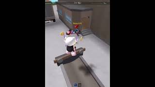 quick mm2 murd round 🙃 #shorts #mm2 #roblox #gameplay