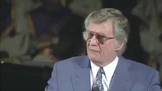 David Wilkerson   How to Overcome All Sin   Entering the New Covenant  Must Watch