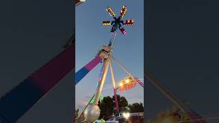 🚀Esta ATRACCIÓN lo está ROMPIENDO en España #ferias #funfair #atraccionesdeferia