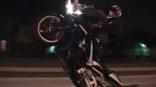 CBR 929 stunts on a highway