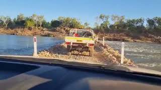 Fitzroy Crossing Low level Crossing