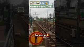 The train passes the station in less than 10 second Germay 4.2022 Der Zug passiert den Bahnhof آلمان