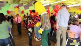 Sesame Steet Characters Celebrate Valentine's Day | Sesame Place