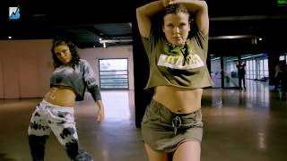 Jade Chynoweth & Janelle Ginestra | Machika - J Balvin