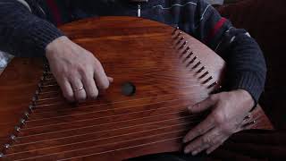 Барыня. Гусли шлемовидные "Калязинские" XVII в., реконструкция. Gusli. Lyre. Psaltery.