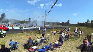 WILDCAT WRECKING STUDEBAKER VS. LLOYD BILLETPROOF ERUPTION DRAGS 2014