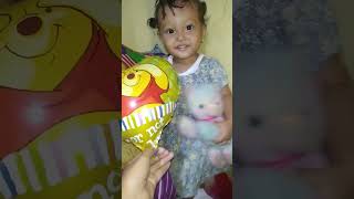 pilih balon atau boneka #balon #boneka #babyshark