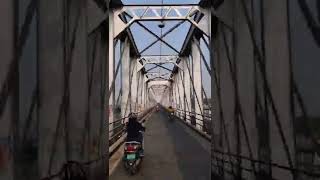 Old Gandak bridge ur connecting Hajipur.