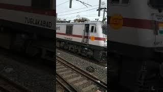 Mumbai Local Train Crossing Pushpak Express #Shorts