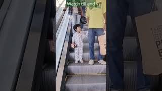 Eshita ne escalator se jump kia😱 #viral #shorts #trending #trendingshorts #ytshorts