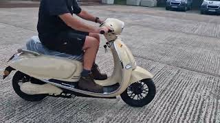 Lot 110 - Model 30 Roma electric moped: 2000w brushless DC hub motor