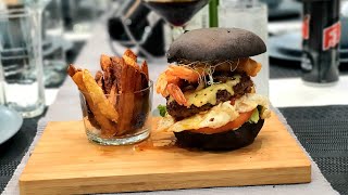 ULTIMATE BLACK BURGER