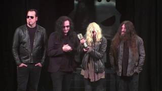 APMAs 2017 Best Hard Rock Band Winner THE PRETTY RECKLESS