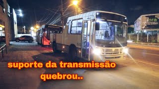 ônibus quebrado