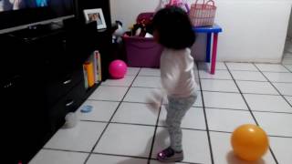 Lia bailando 2