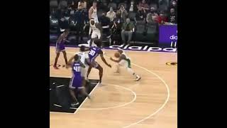 Isaiah Thomas first bucket as a Dallas Maverick