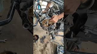 Platina ka engine repairing#viralvideo #dumka 🥰🥰🔥🔥🔥🔥🔥🥰🥰😍😍😍