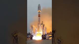 Soyuz 2.1b successfully launches the Kosmos 2570 military satellite #shorts