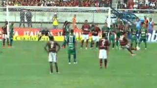 Gol de Ronaldinho Gaucho Flamengo campeão da taça guanabara 2011 Flamengo 1 x 0 Boavista