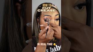 How to cut a crease for eyeshadow in real time #makeupforbeginners