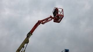 JLG E300AJP Electric Boom Lift