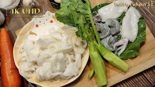 【4K-SUBs】Seafood Noodle YUMMY Style ราดหน้าทะเล 海鲜面