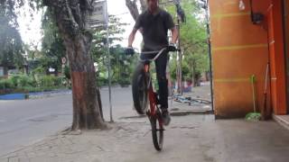 LATIHAN BMX TANPA MENYERAH