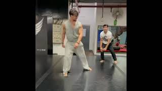 Siddhart nigam and Tiger Shroff practice dancing