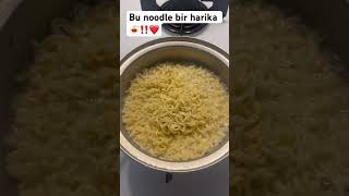 Tavuk çeşnili noodle yediniz mi hiç ⁉️⁉️📣📣Mutlaka deneyin❗️#reklam #knorrnoodles #knorr #noodle 🍝