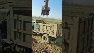 Awesome Excavator Operator Skills - Excavator Operator With Highly Precise Skills  EP25 #Shorts