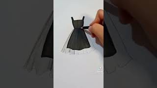 تعلم رسم فستان جميل جدا للمبتدئين اتمنى ان تشترك في القناه 🥰😘😘