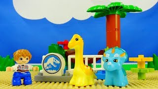 Jurassic World LEGO DUPLO 10879 Gentle Giants Petting Zoo - Лего Дупло 10879 Парк динозавров