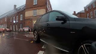 SUV driver doesn't look at the road layout, or just ignores it anyway