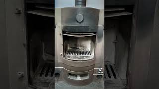 #ecco #woodburners #stoves #masonry #eccostove #hetas #stoveinstaller #emissions #woodburner