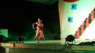 Chamma Chamma performed by Andrea D'souza @ 5years old