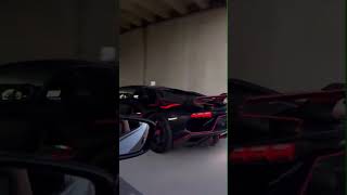 Lamborghini Aventador SVJ Acceleration