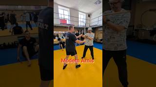 Modern Arnis Czech Tapi Tapi drills na semináři Jižní Morava