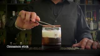 The Cocktail Club. How to make a White Russian. Recipe by Chino Márquez.