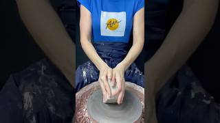 Ochsenkopfkneten und Zentrieren #pottery #asmr #YouTubeCreatorCommunity