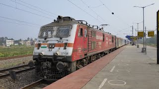 Beautiful GOEL TMT Bhilai Hog WAP7 Patna Janshatabdi Thrashes Begampur || Indian Railways..