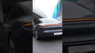 Легендарный Porsche Taycan Turbo S