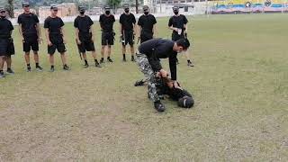 TECNICAS AVANZADAS CON EL BASTÓN TONFA Técnica N° 2