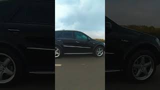 AMG ML63 W164 vs VW Touareg 4.2