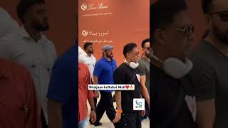 Bollywood Ke Bhaijan Dubai Mall Me Spotted Huwe #ottbuzz #bollywood #bhaijan #SalmanKhan #dubai