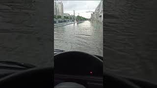 Затопило Центр Казани 😲🌧️⛈️☔Лодки Похоже Нынче В Цене 🌧️⛈️🌩️☔😲18 Июня 2024