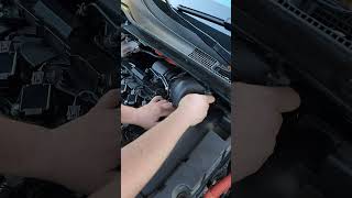 Replacing Engine Air Filter on 2023 Honda CR-V Hybrid #2023hondacrv #airfilter #hondacrv